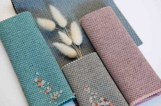 Selección variada de tejidos, perfectos para cada estilo.